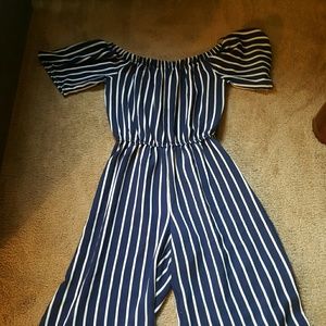 Wide legged Jumpsuit - off shoulder